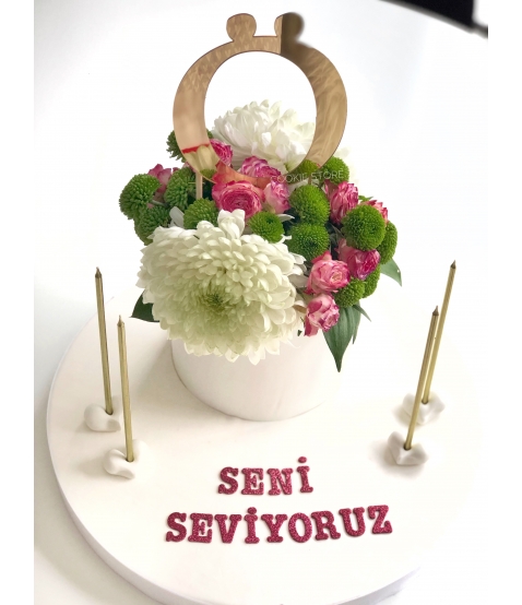 Çiçekli Pasta